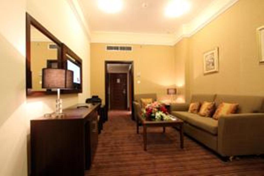 property-image_1871e210d8f42851.jpg