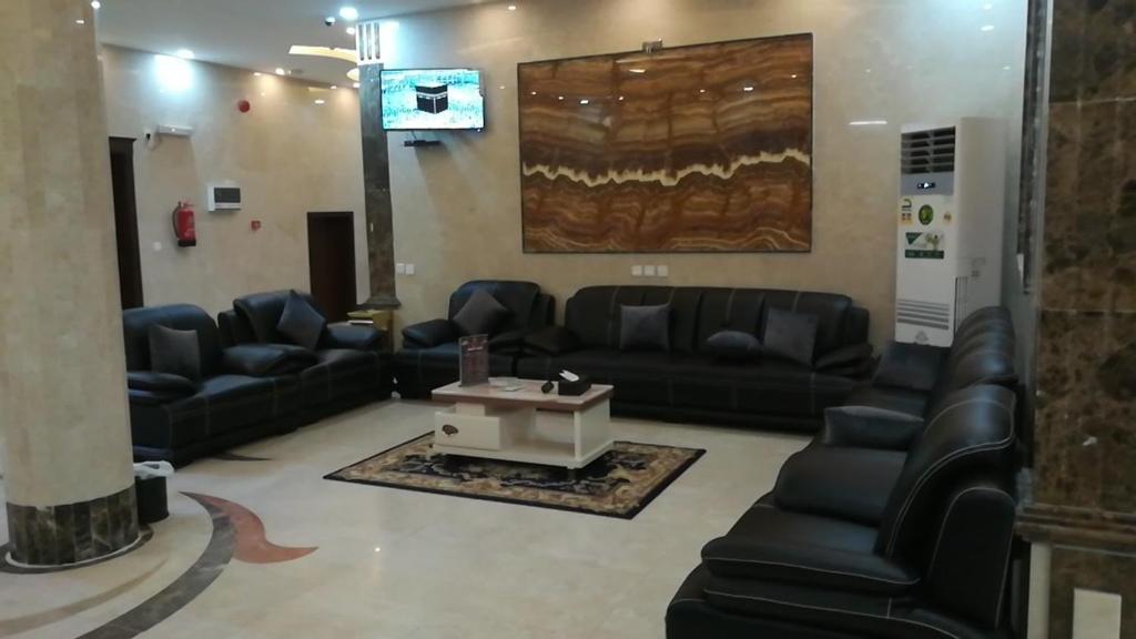 property-image_3RQM1alUaGlkr4W.jpg