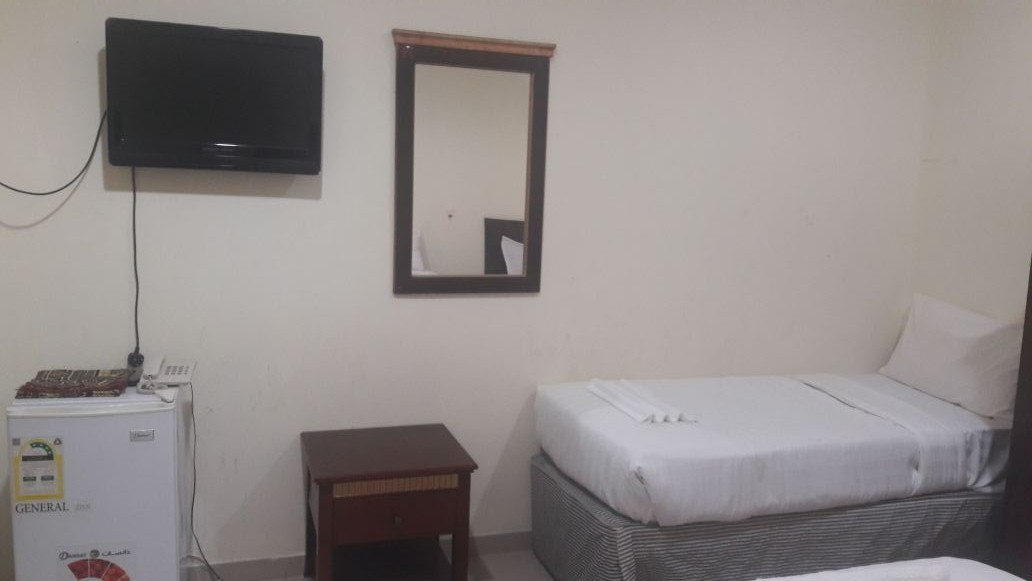 Roya Kudai Hotel-11
