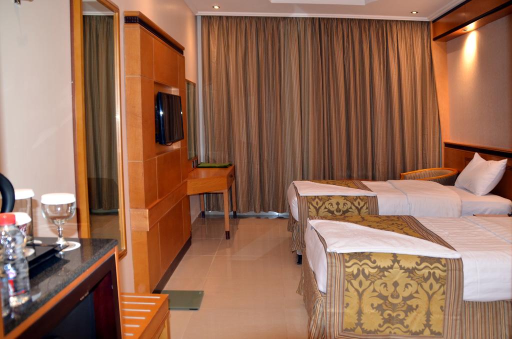 Al Fajr Al Badea Hotel 6-16