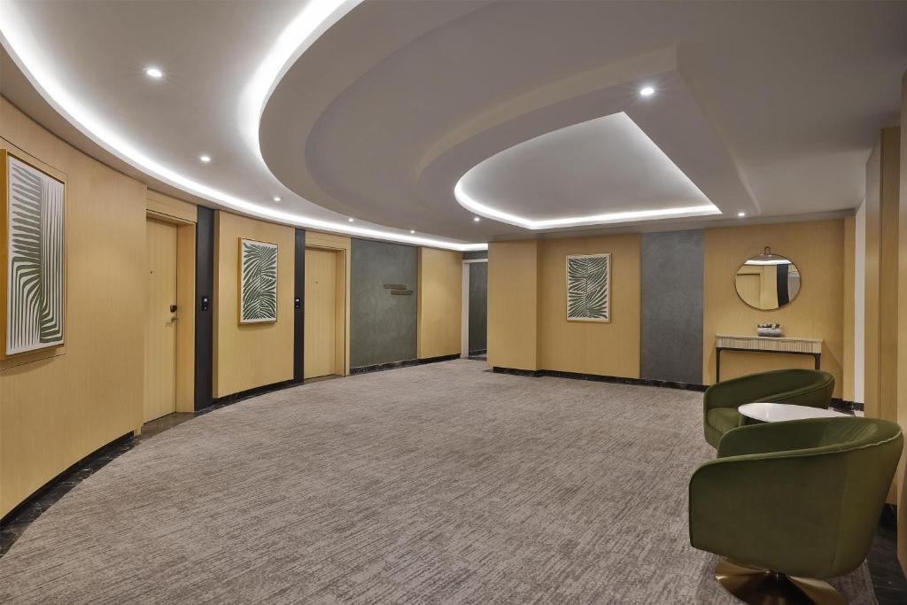 Diyar Ajwa, Tapestry Collection By Hilton-2
