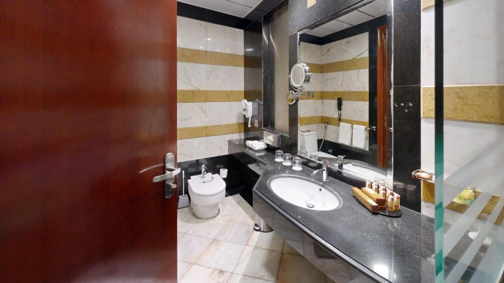Leader Al Muna Kareem Hotel-27